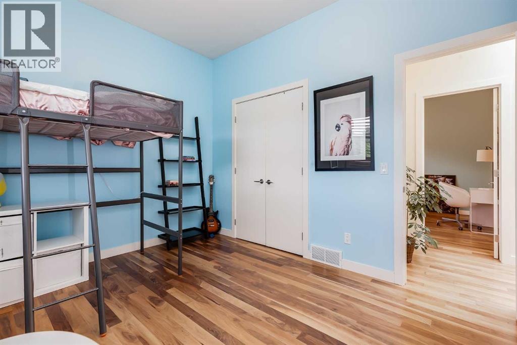 2330 7 Avenue NW — photo 31