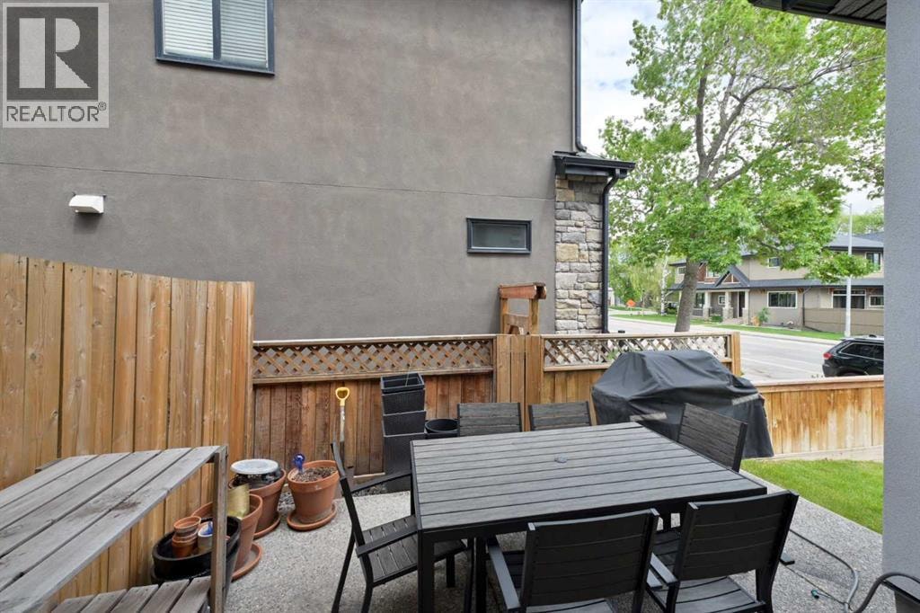 4929 20 Street SW — photo 38
