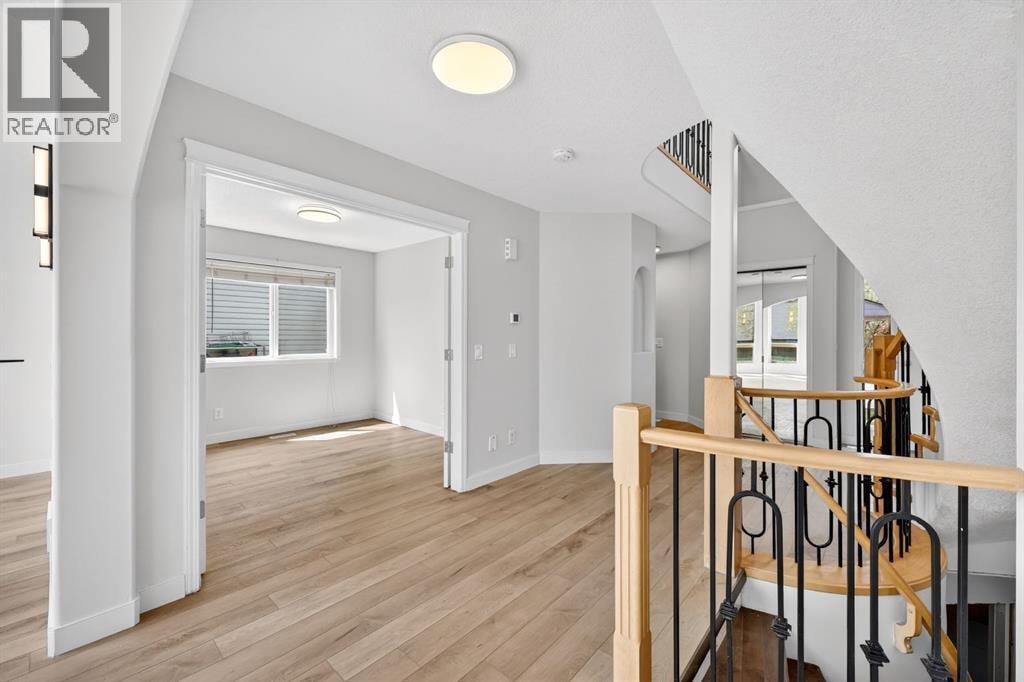 240 Cove Drive — photo 18