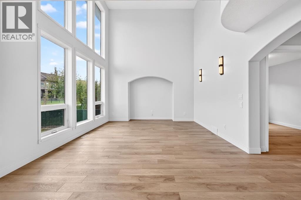 240 Cove Drive — photo 4