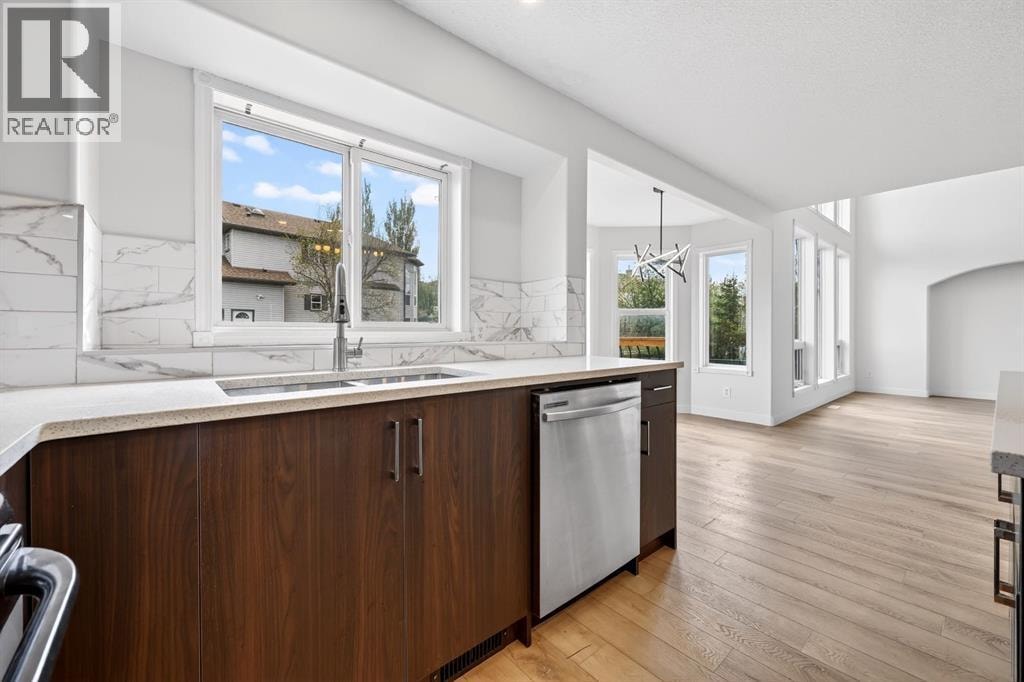 240 Cove Drive — photo 12