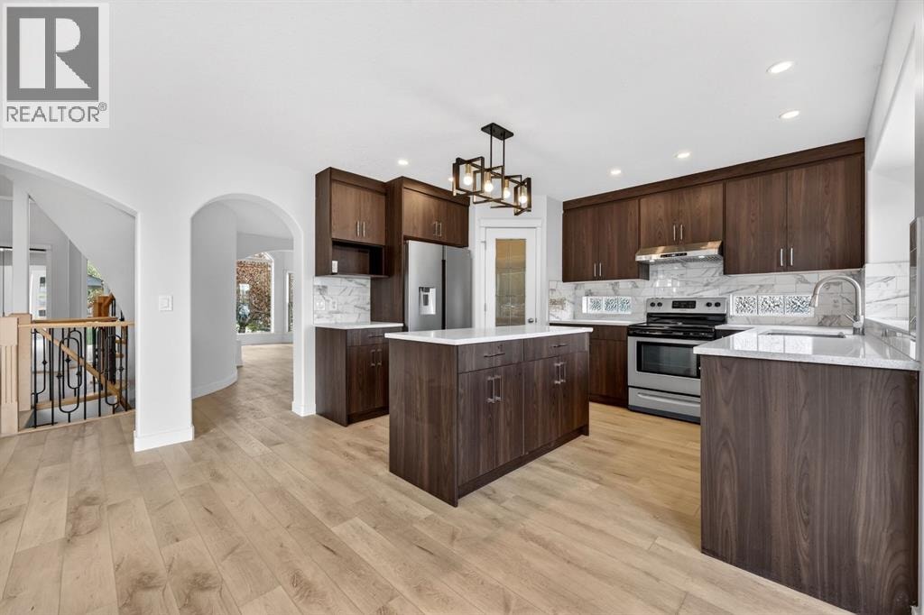 240 Cove Drive — photo 9