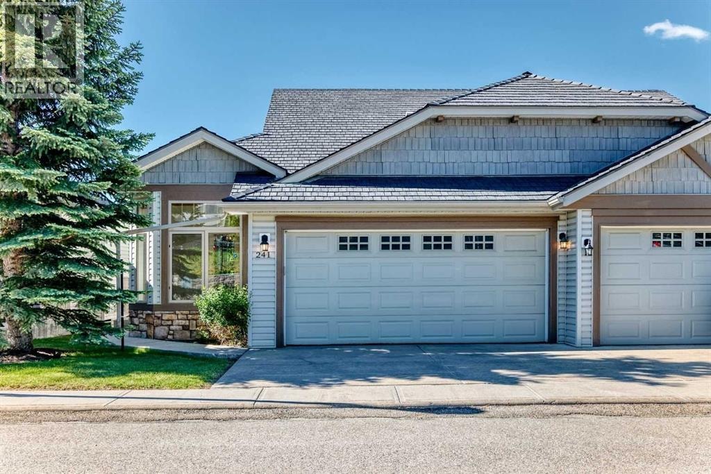 241 Springbank Terrace SW — photo 4