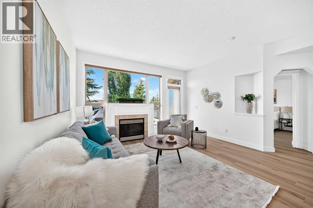 241 Springbank Terrace SW — photo 7