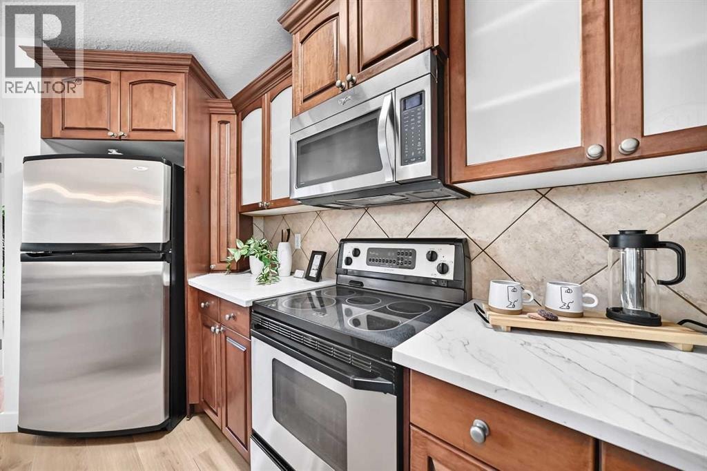 241 Springbank Terrace SW — photo 14