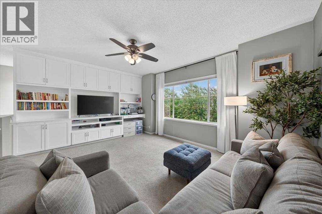 132 Tuscany Meadows Common NW