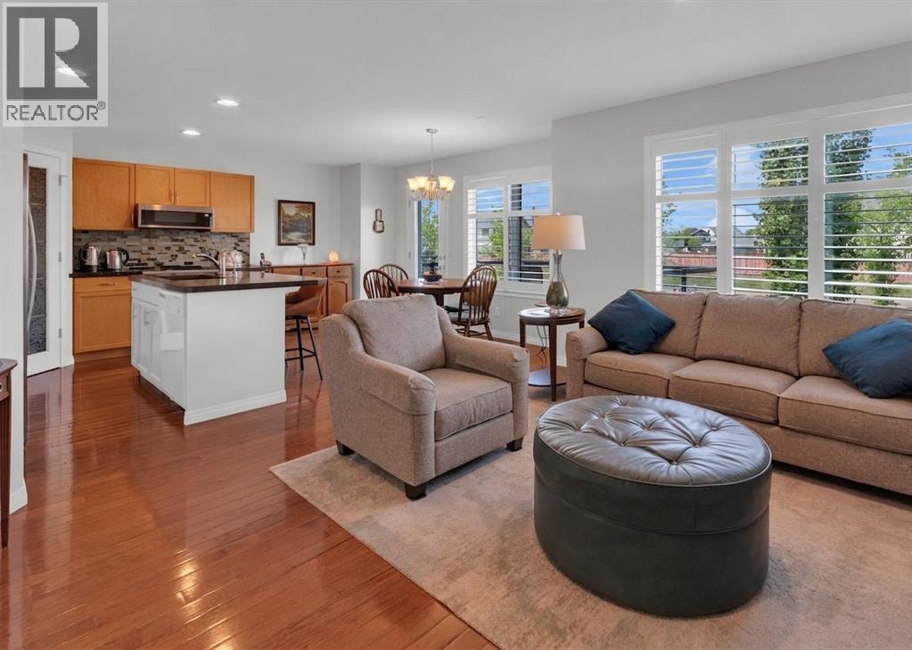 381 Silver Springs Way NW — photo 2