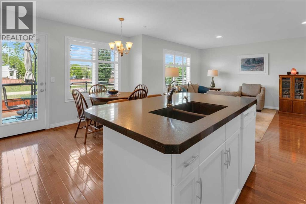 381 Silver Springs Way NW — photo 8
