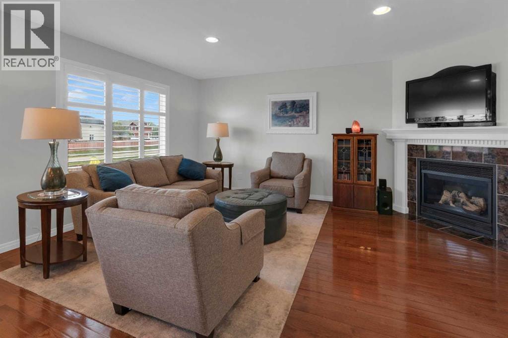 381 Silver Springs Way NW — photo 3