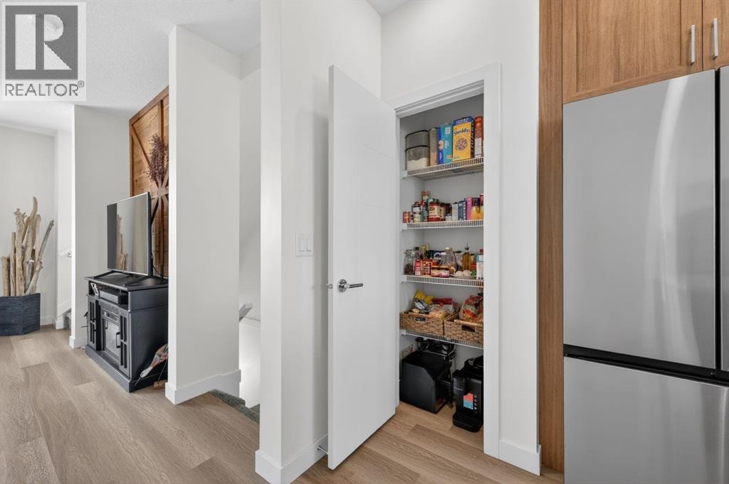 1501, 201 Cooperswood Green SW — photo 17