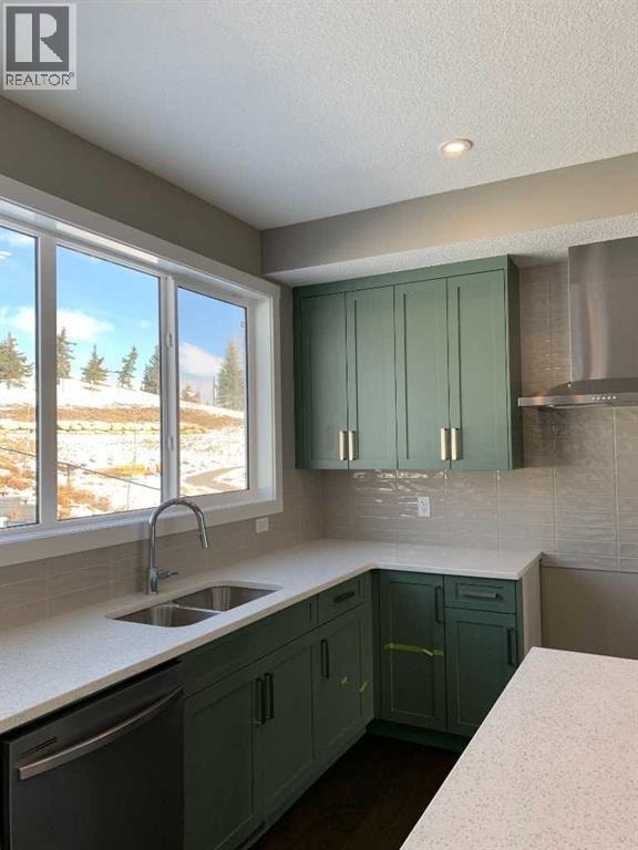 156 Crimson Ridge Place NW — photo 3