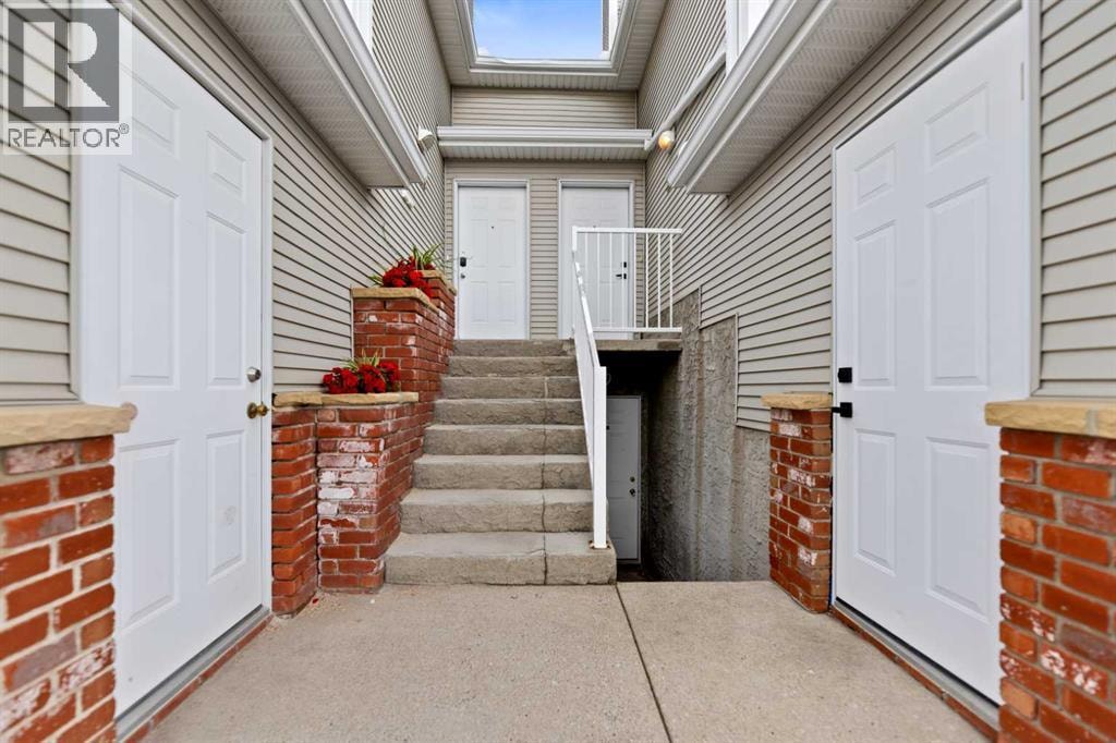 3204, 7171 Coach Hill Road SW — photo 4