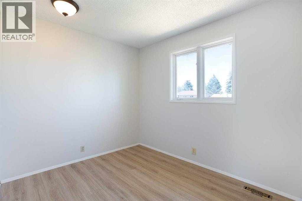 2330 Woodview Drive SW — photo 16