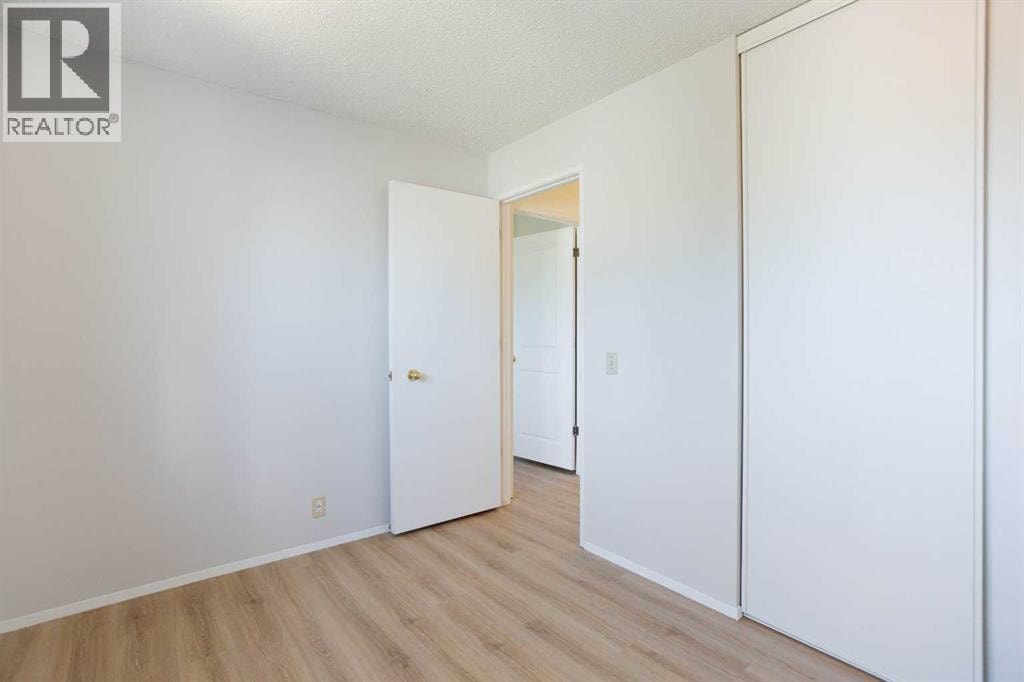 2330 Woodview Drive SW — photo 17