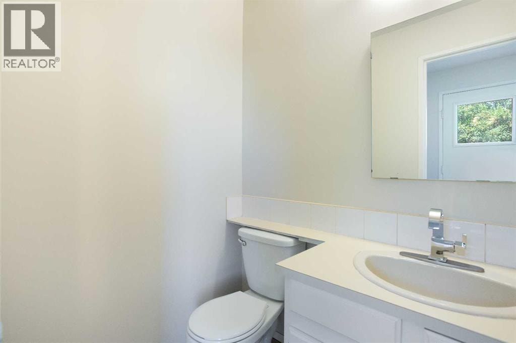 2330 Woodview Drive SW — photo 11