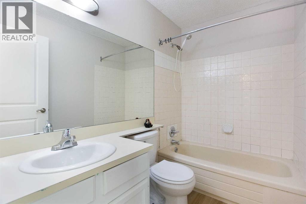 2330 Woodview Drive SW — photo 13