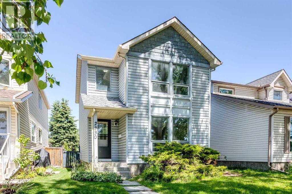 2330 Woodview Drive SW — photo 2