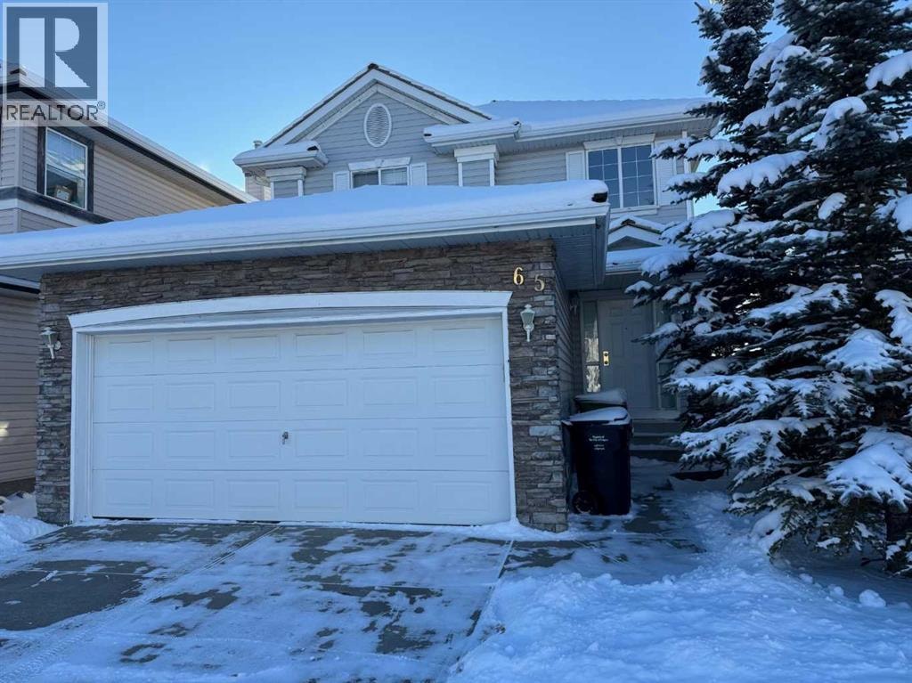 65 Spring Crescent SW — photo 2