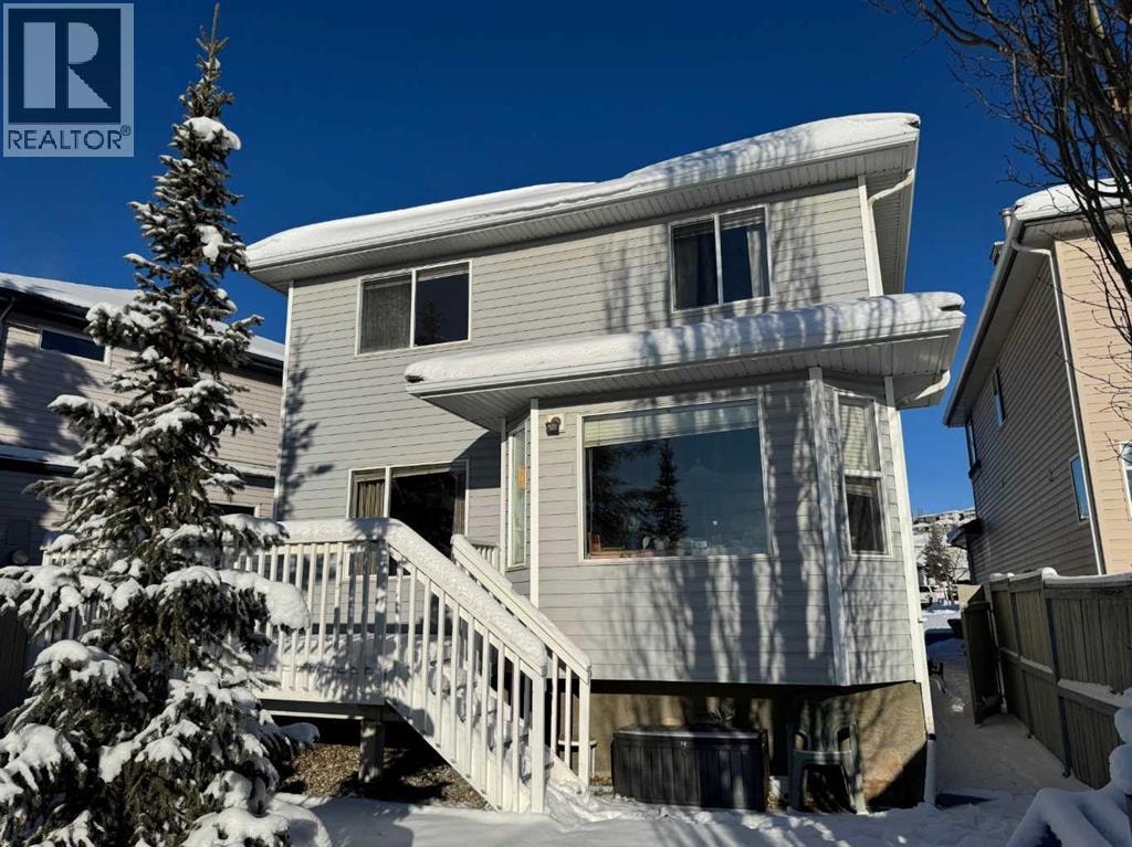 65 Spring Crescent SW — photo 3