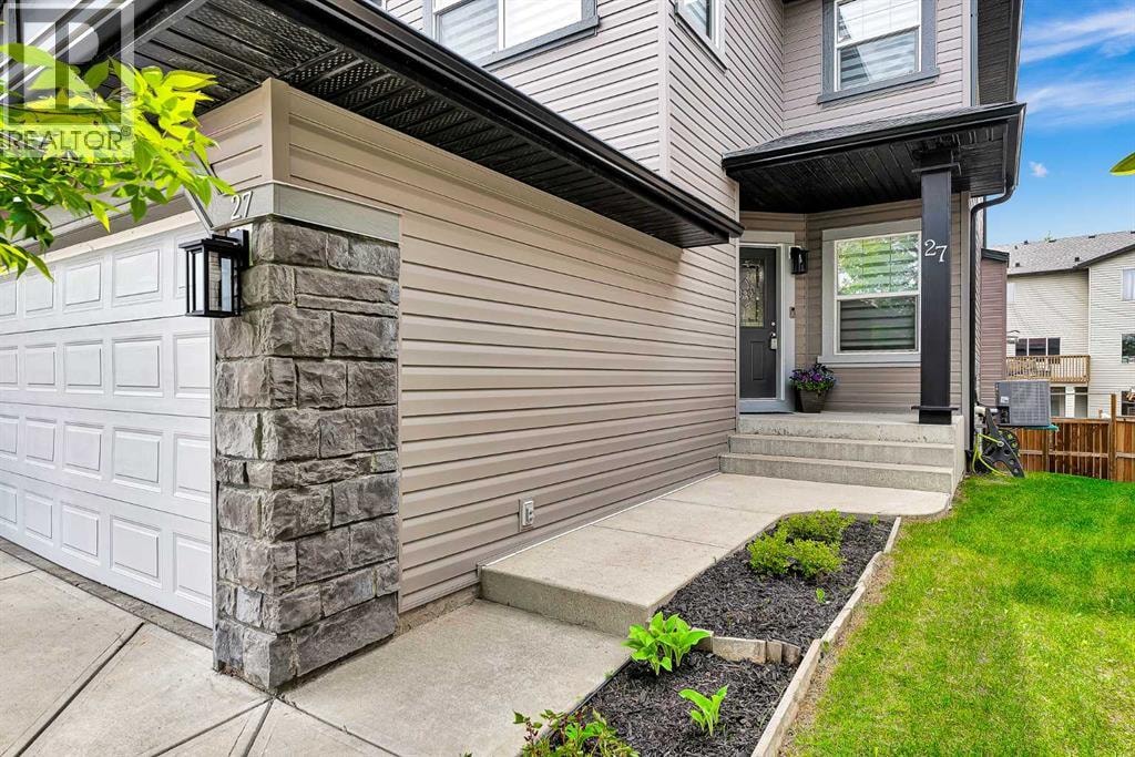 27 Pantego Close NW — photo 2