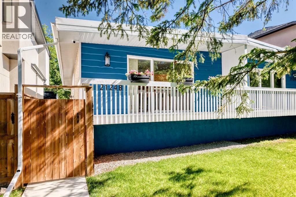 2124B 52 Avenue SW — photo 1