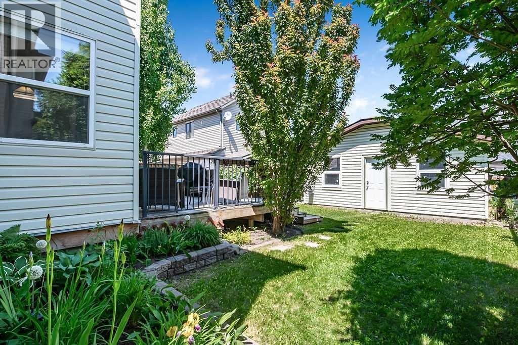 142 Elgin View SE — photo 38