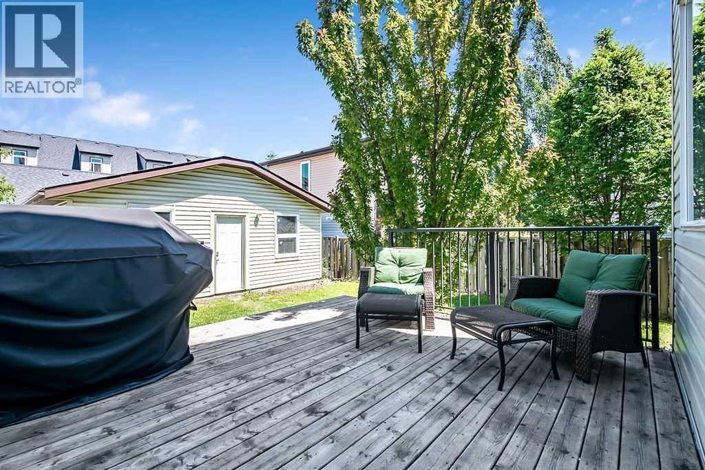 142 Elgin View SE — photo 37