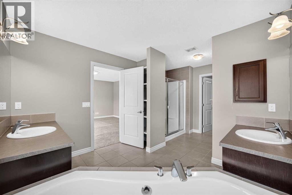 1022 Evanston Drive — photo 34