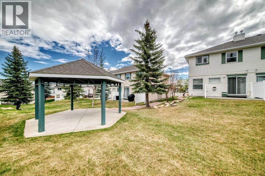 152 Country Hills Villas NW — photo 37