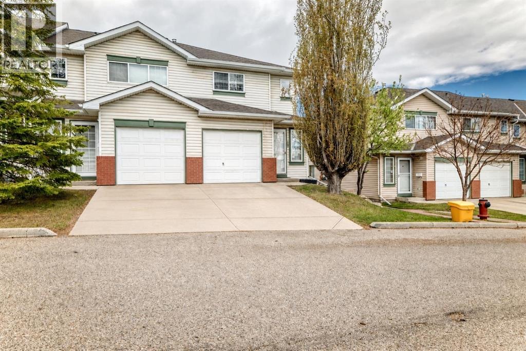 152 Country Hills Villas NW — photo 1