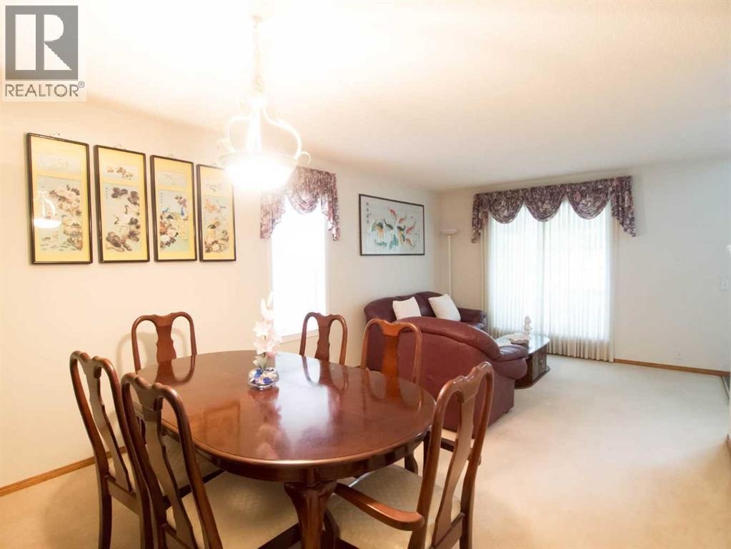 5209 Coral Shores Drive NE — photo 10