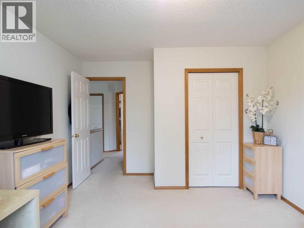 5209 Coral Shores Drive NE — photo 36
