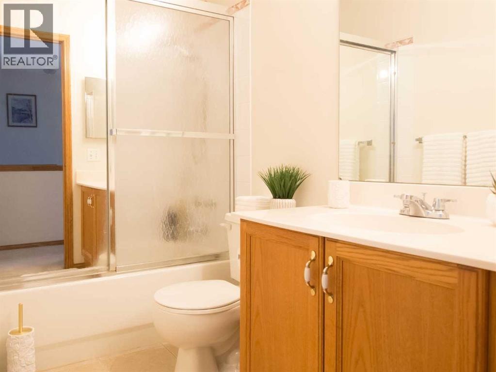 5209 Coral Shores Drive NE — photo 32
