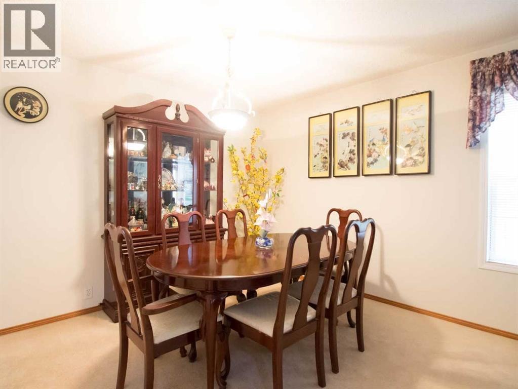 5209 Coral Shores Drive NE — photo 9