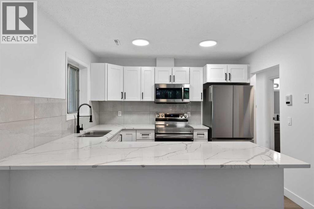 934 5A Street NW — photo 8