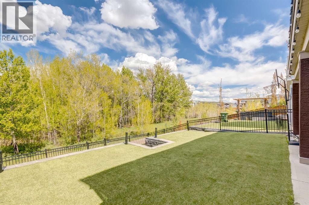 142 Cranbrook Park SE — photo 44