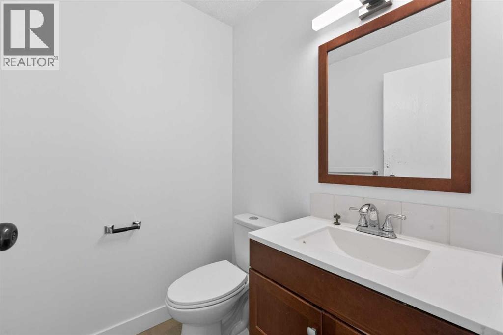 934 5A Street NW — photo 18