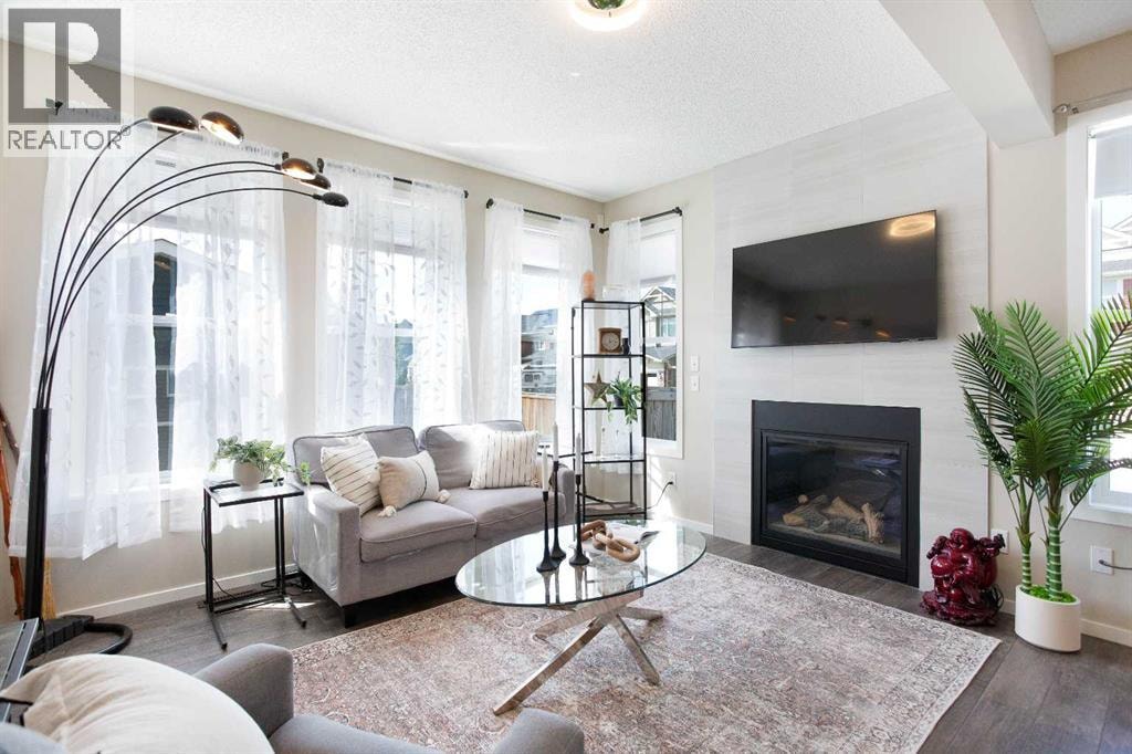 1765 Baywater Road SW — photo 15