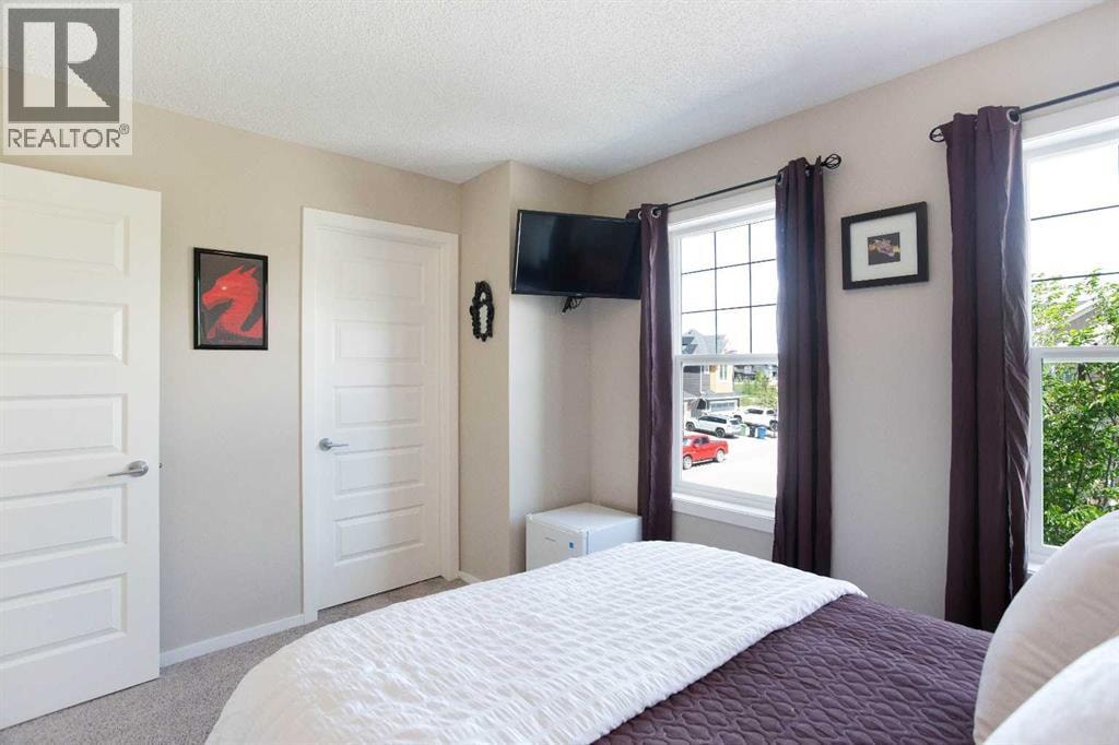 1765 Baywater Road SW — photo 20