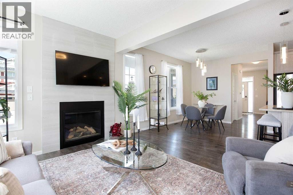 1765 Baywater Road SW — photo 17