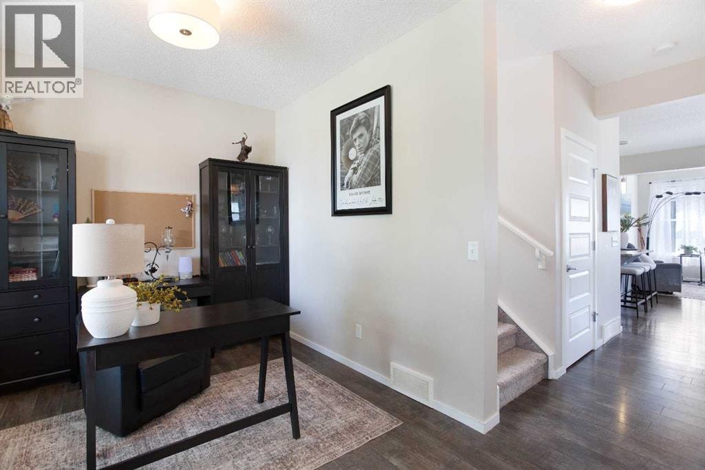1765 Baywater Road SW — photo 4