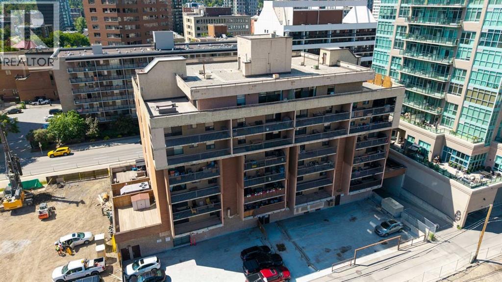 202, 718 12 Avenue SW — photo 27