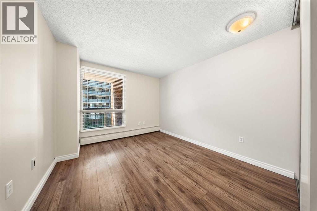 305, 718 12 Avenue SW — photo 10