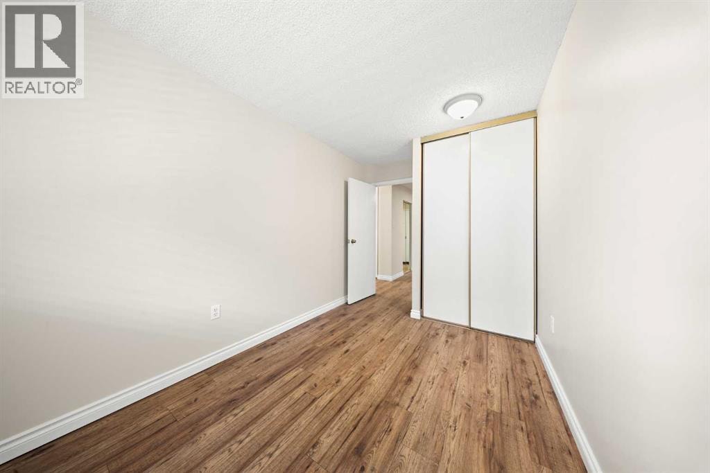 305, 718 12 Avenue SW — photo 11