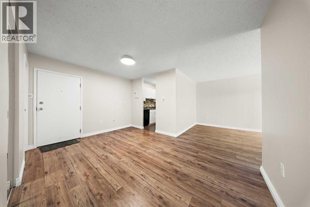 305, 718 12 Avenue SW — photo 5