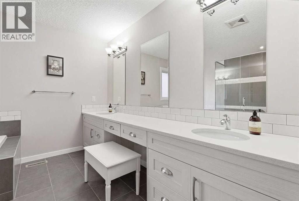 52 Walden Green SE — photo 23