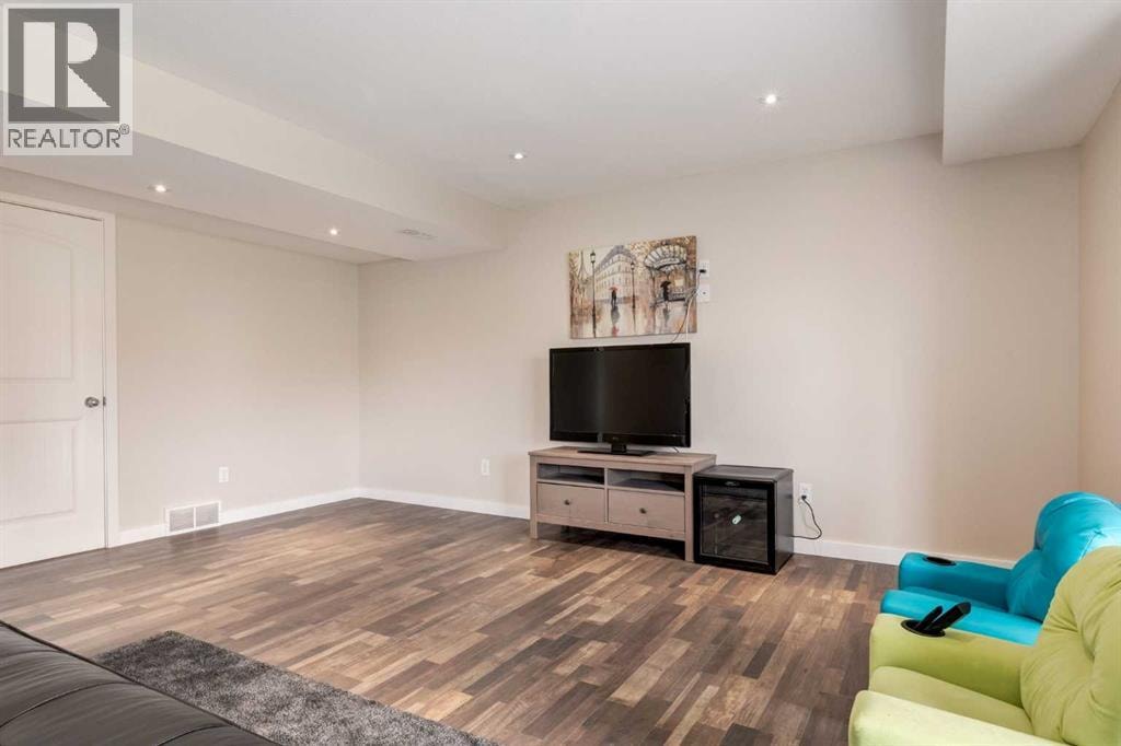 664 Luxstone Landing SW — photo 32
