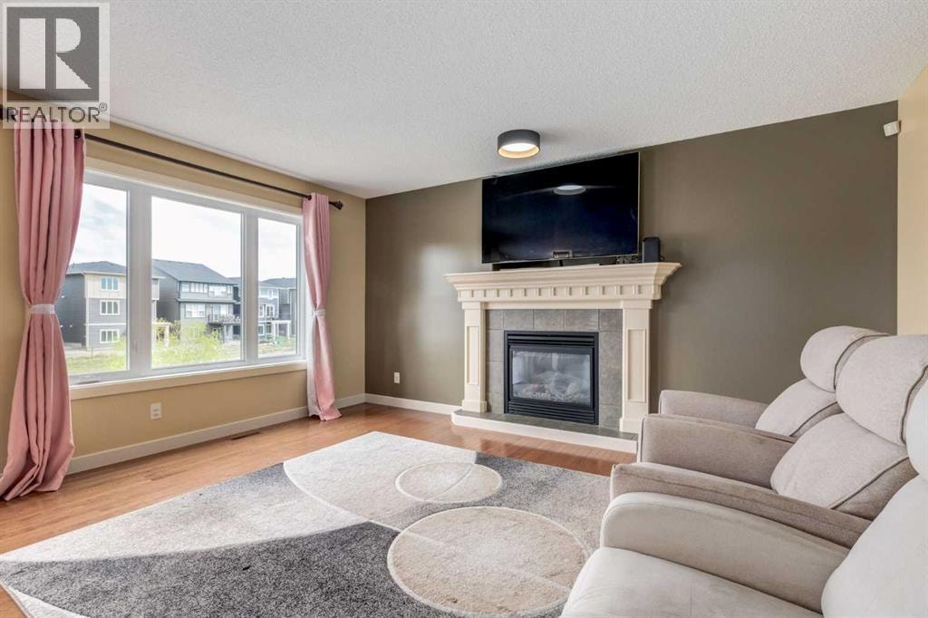 664 Luxstone Landing SW — photo 5