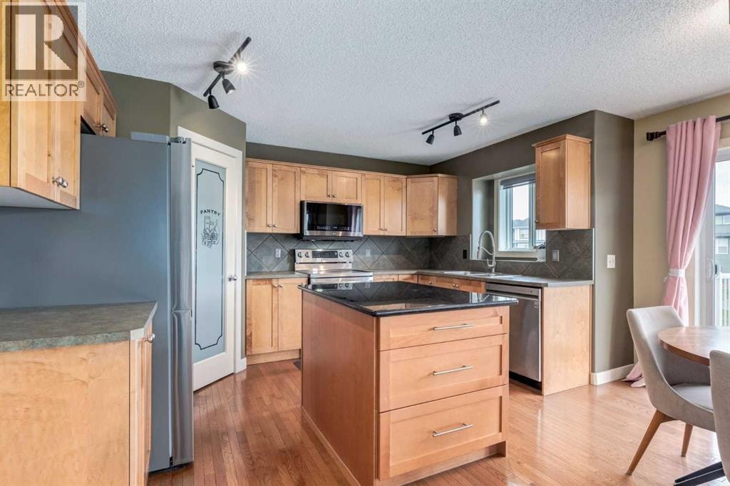 664 Luxstone Landing SW — photo 9