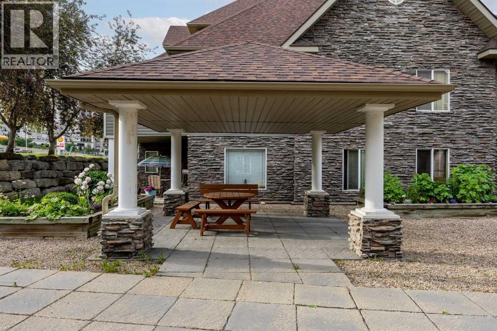 2206, 2000 Millrise Point SW — photo 32